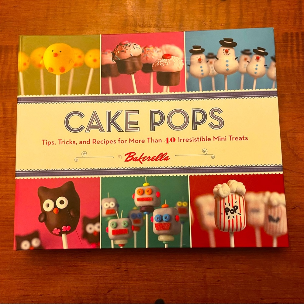 Cake Pops by Bakerella & 140 sticks!